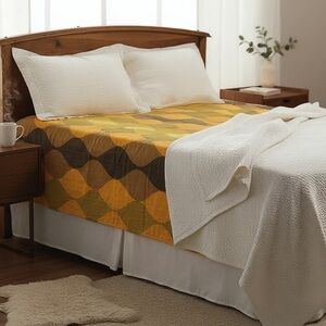 Vintage 60’s Cannon Royal Family Featherlite Full Sheet